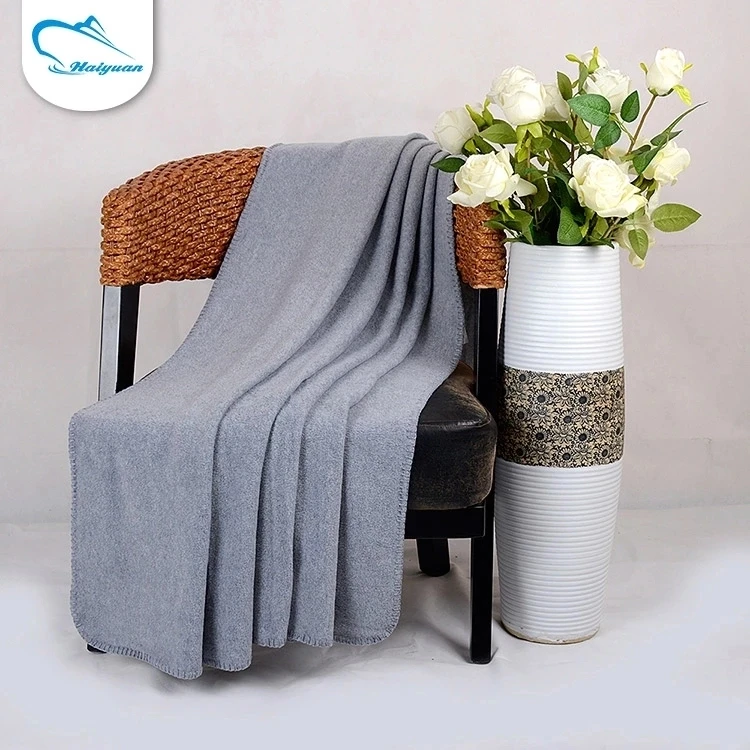 Multifunctional Handle Portable Adults Wholesale Cheap Fleece Blankets