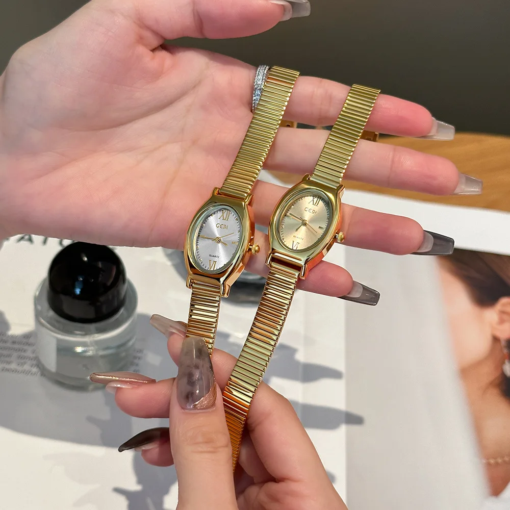 Luxury Vintage Retro Art Classic Ladies Watch - Golden  display picture 3