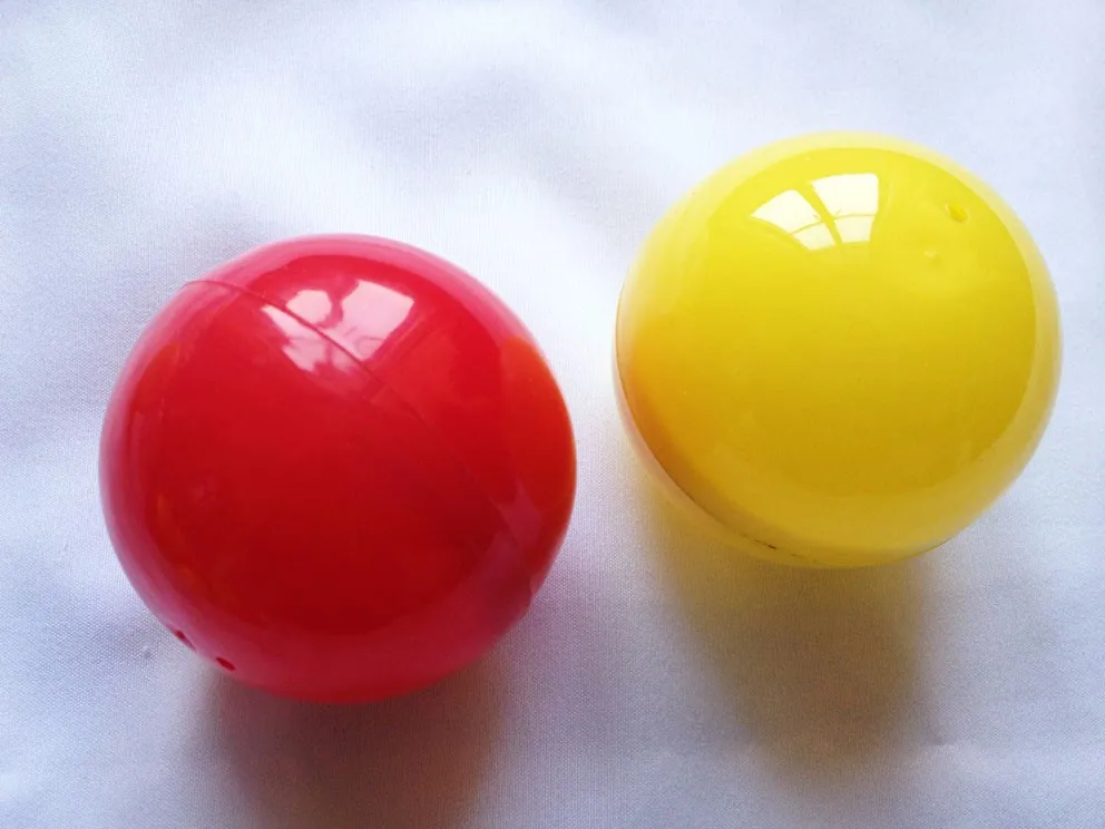 Plastic lottery balls 4cm 5cm open plastic balls hollow plastic balls