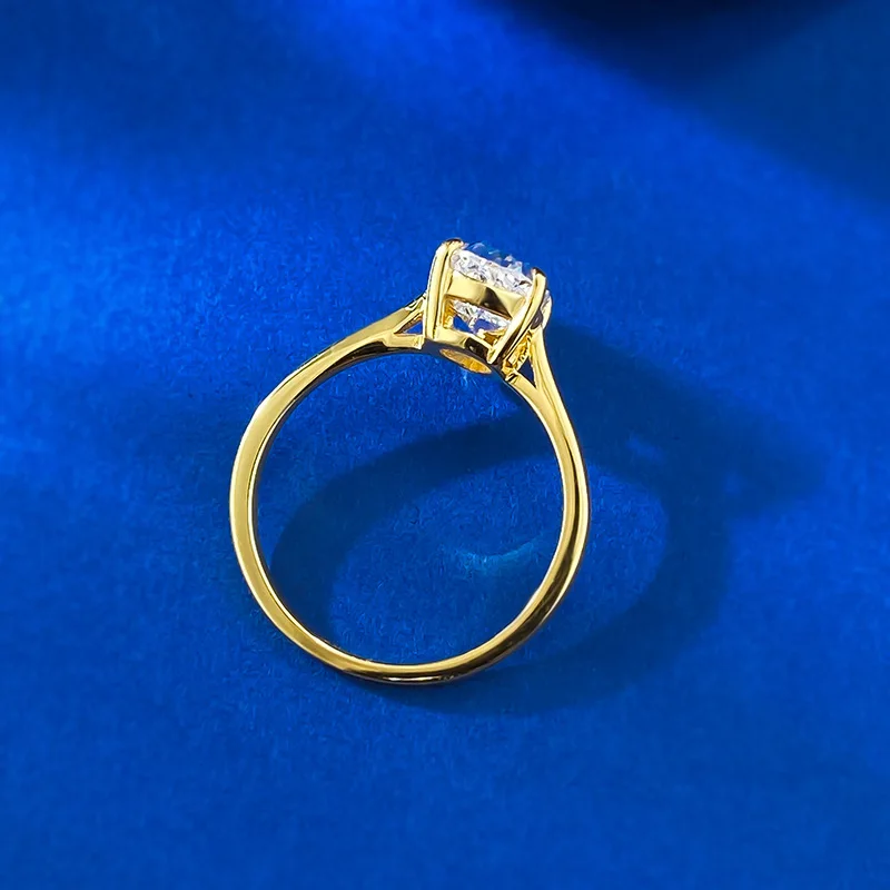 S925 Silver with 6*9mm Pear-Shaped White Diamond Daily Fashion with European and American Style for Weddings and Parties