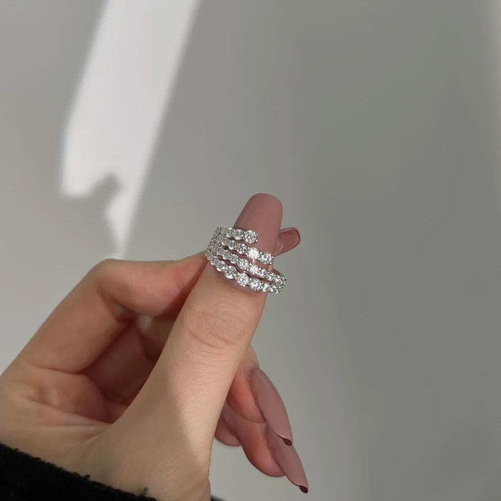 S925 Sterling Silver Niche Ins Fashion Light Luxury Ring for Women Snake-Shaped Wrapped Lab Diamond Rattan Man Silver Ring