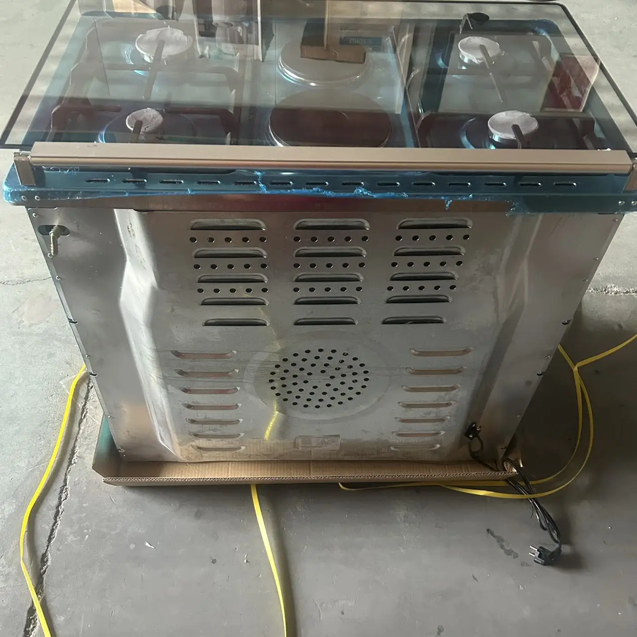 Four Gas Two Electricity Burners With Oven Good Quality Freestanding