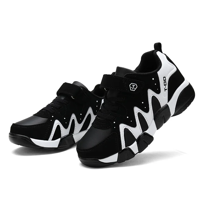 sports shoes (6).jpg