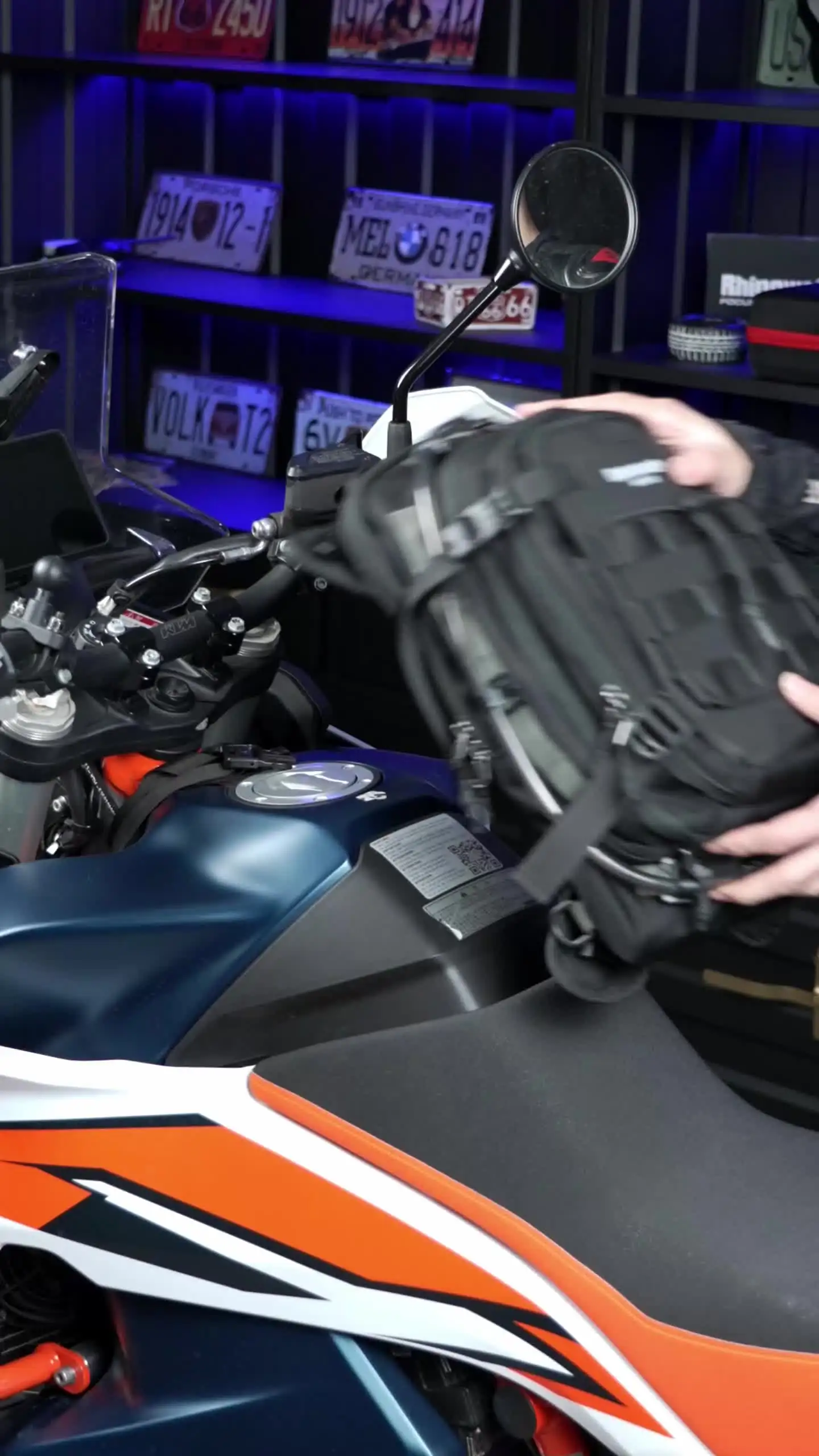 Rhinowalk Durable 9l Motorcycle Fuel Tank Bag - Universal Fit, Oem