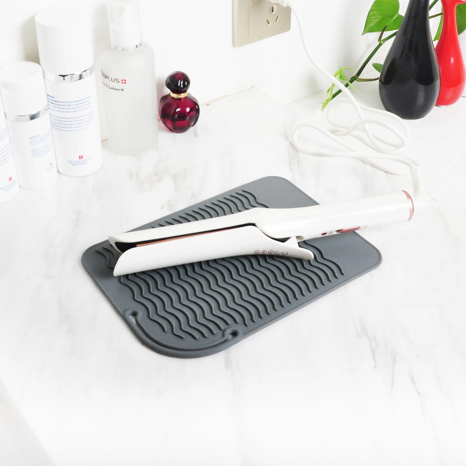 flat iron mat 07