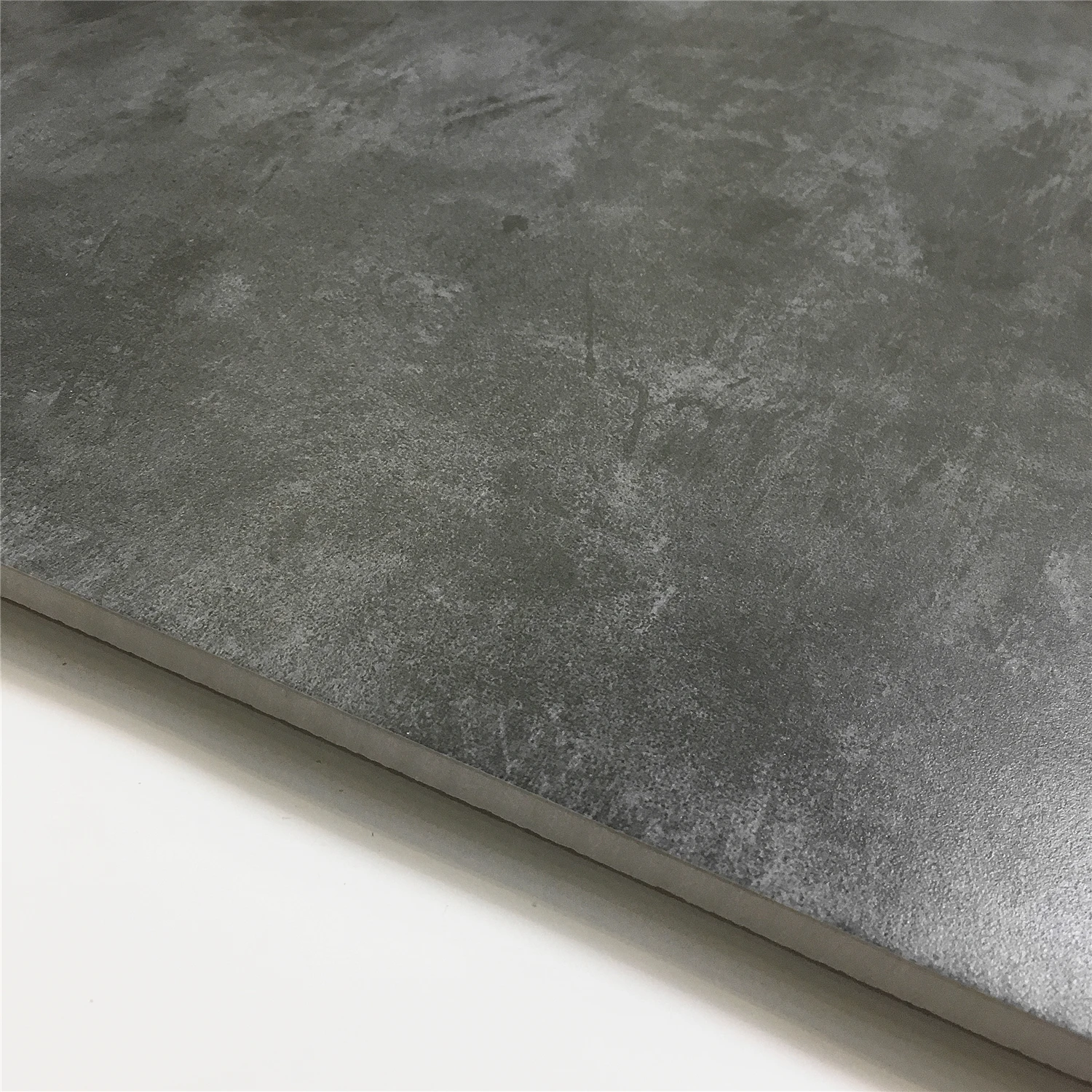 中国工厂釉面陶瓷地板