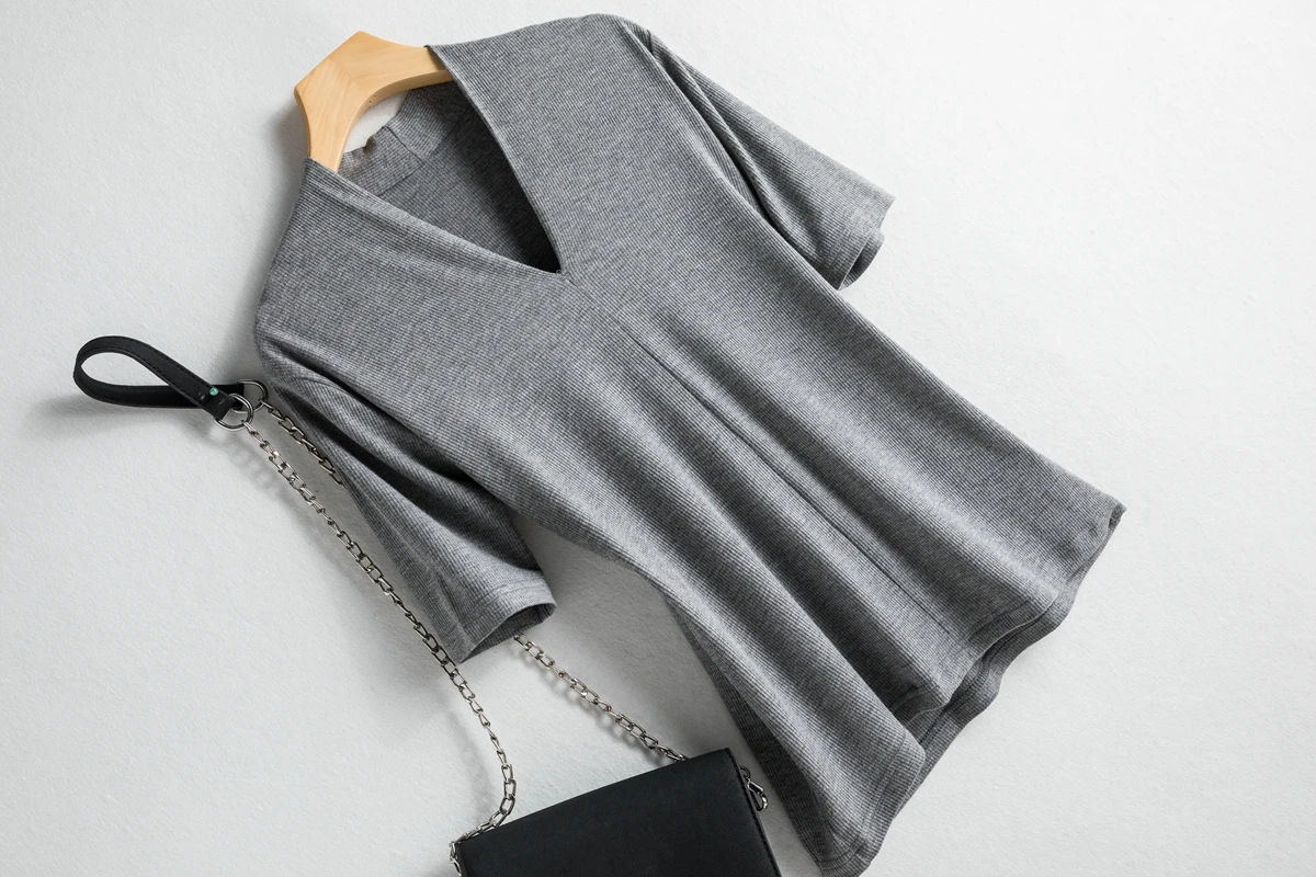 夏季女装休闲适合 v领短袖平袖棉短时尚 t恤