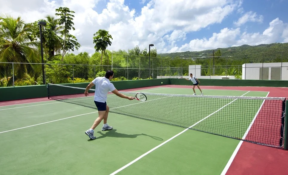 Бадминтон 4. Теннисный корт Лиман Анталия. Tennis Court Лорд. Кашкадан теннисный корт. Теннисные корты в Братцево.