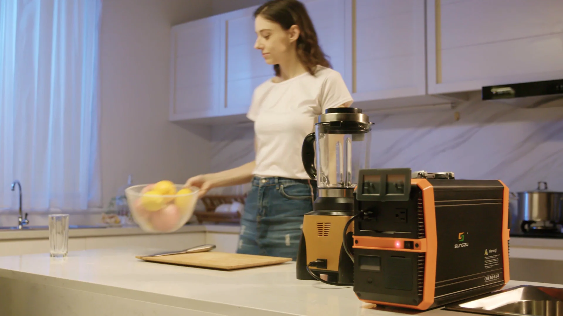 1010wh Portable Lithium Power Station 110v 220v 1000w Solar Energy