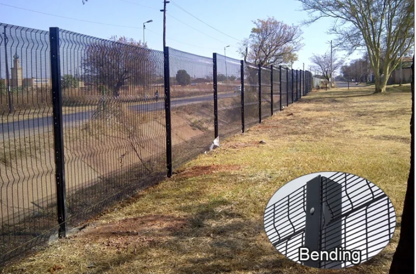358 Mesh Fence   (1).png