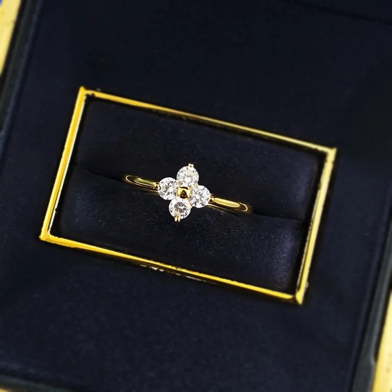 Small Fresh Style S925 Silver Ring Live New Four-leaf Clover with Geometric Lab Diamond Lucky Grass French for Party Gift