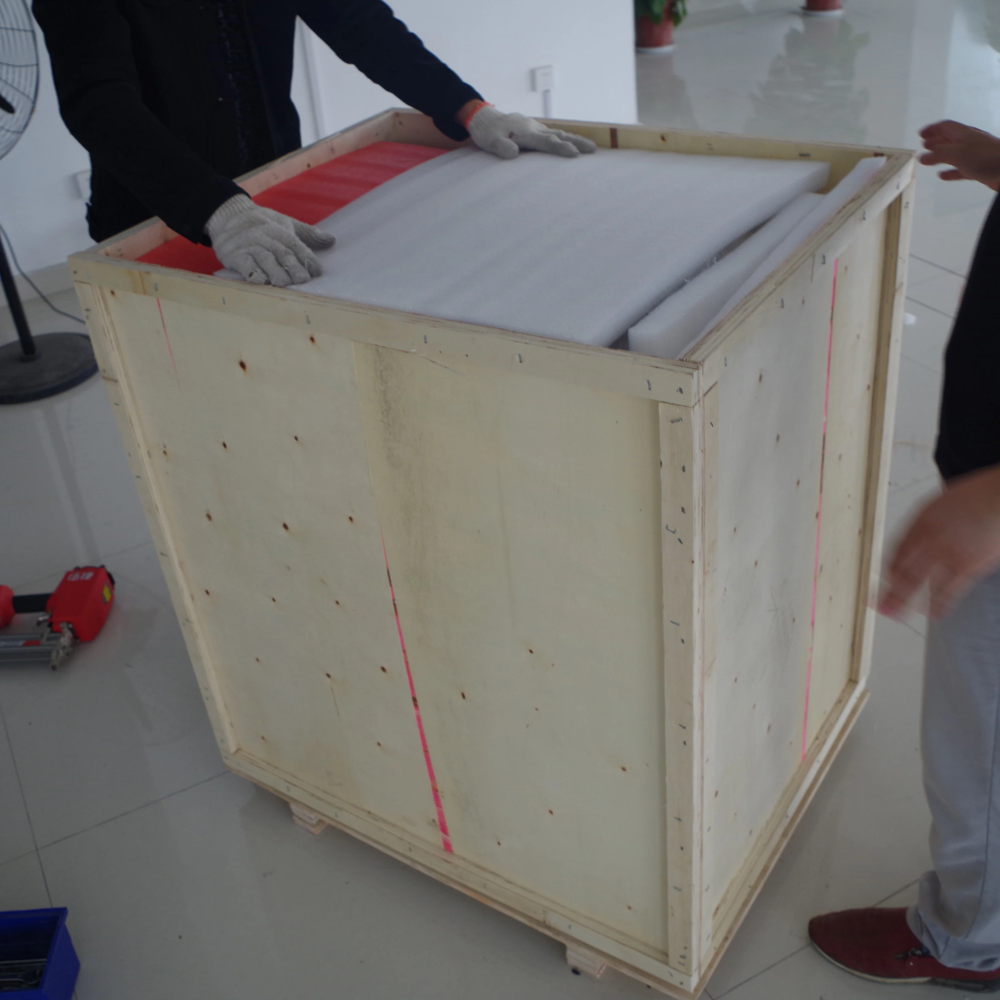 package-img