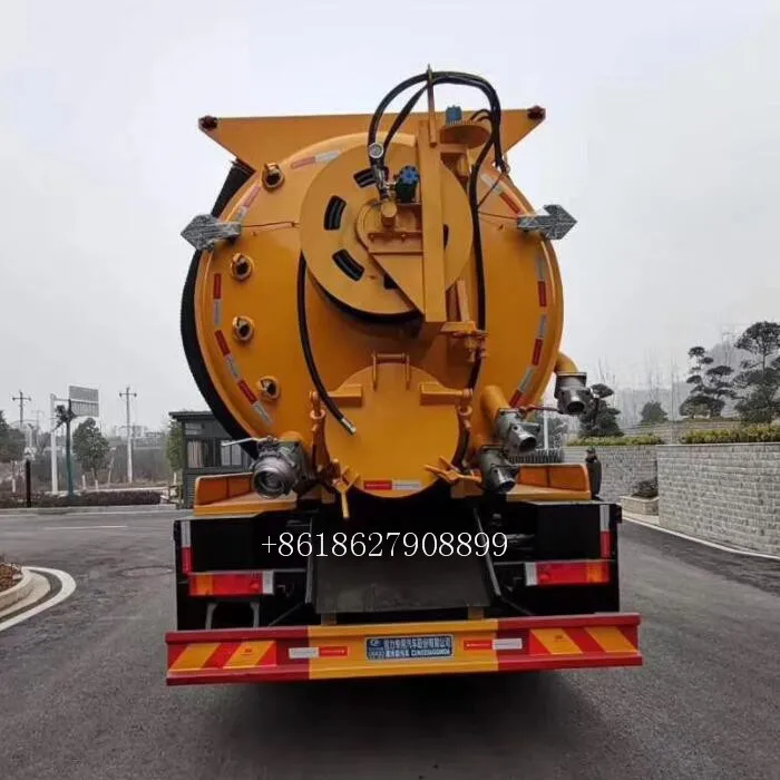 sewage truck 5.jpg