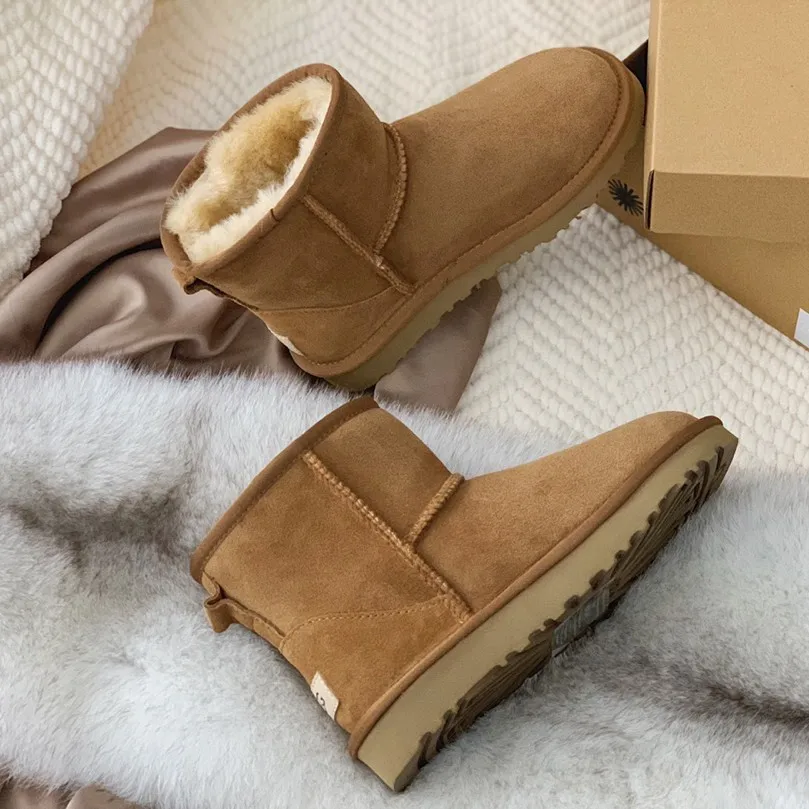 
Winter Solid Classic Waterproof Snow Uggh Boots Unisex Mon And Me Uggh Boots For Women Sheepskin 