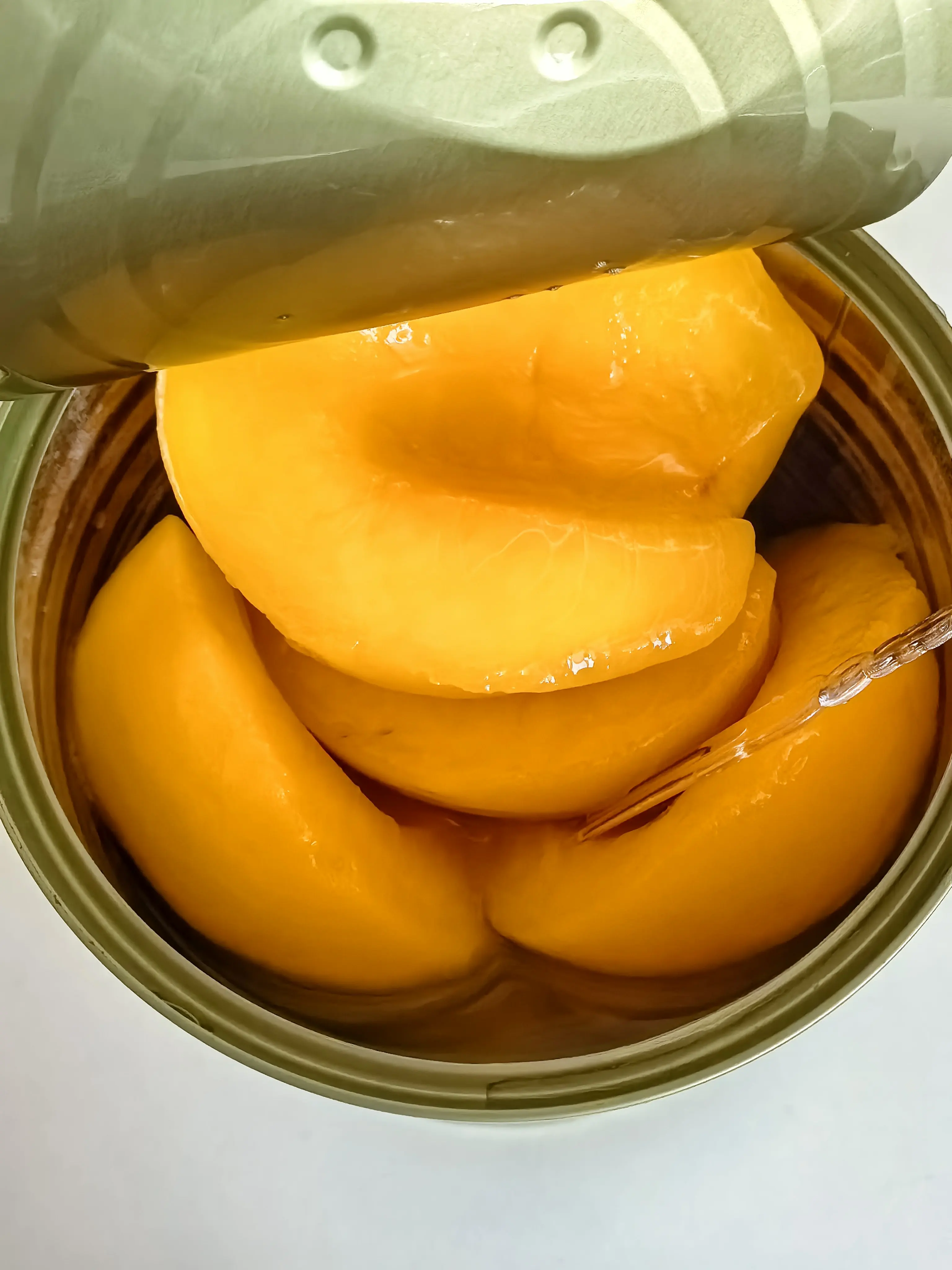 Top Quality Sweet Healthy Fruit With OEM Brand Canned Yellow Peach Halves/Slices Canned Fruit
