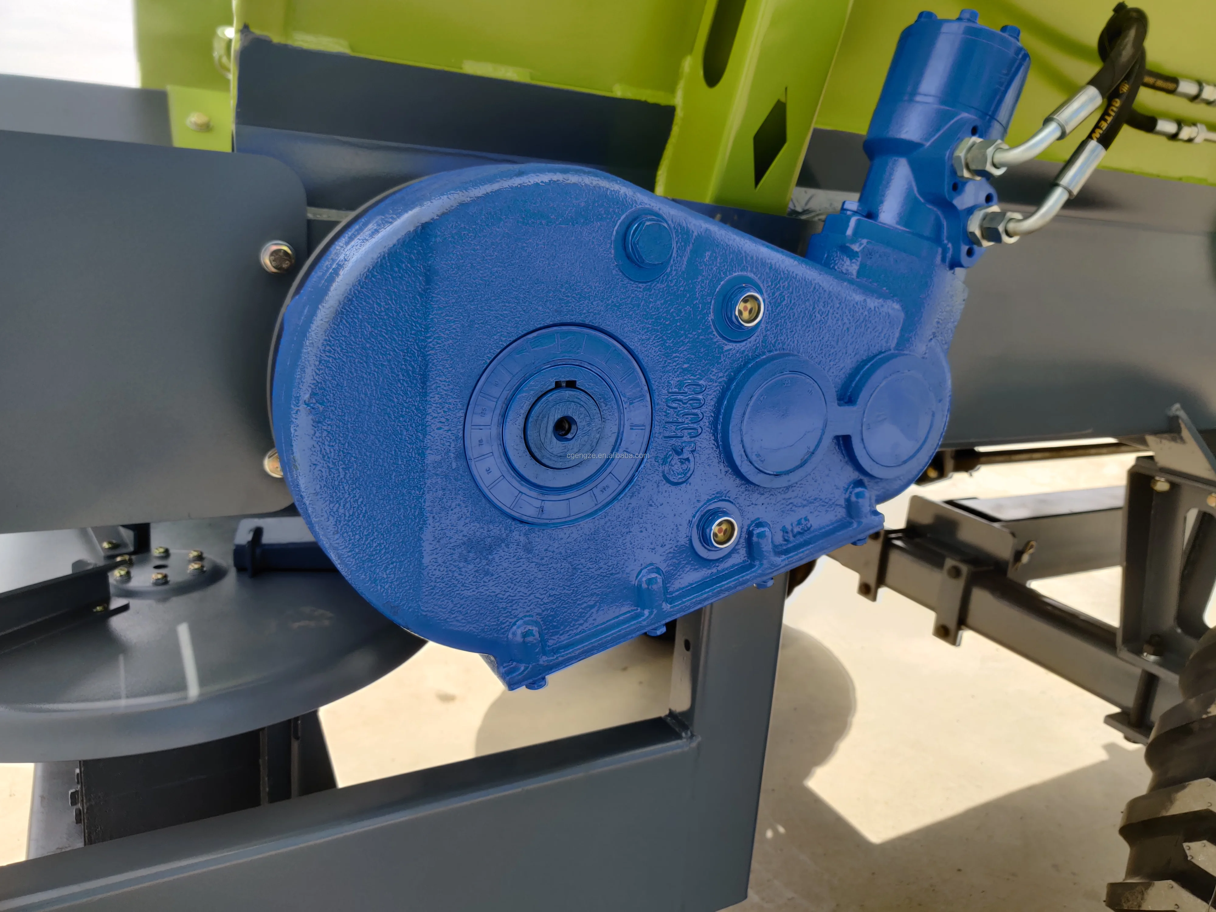 Pto Traditional Atv Muck Fertilizer Spreader Trailer Dropping Solid