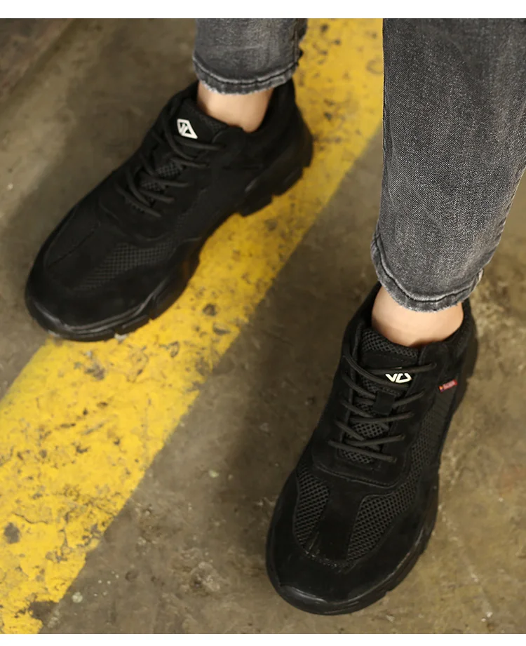 Safety shoes with plastic toe cap