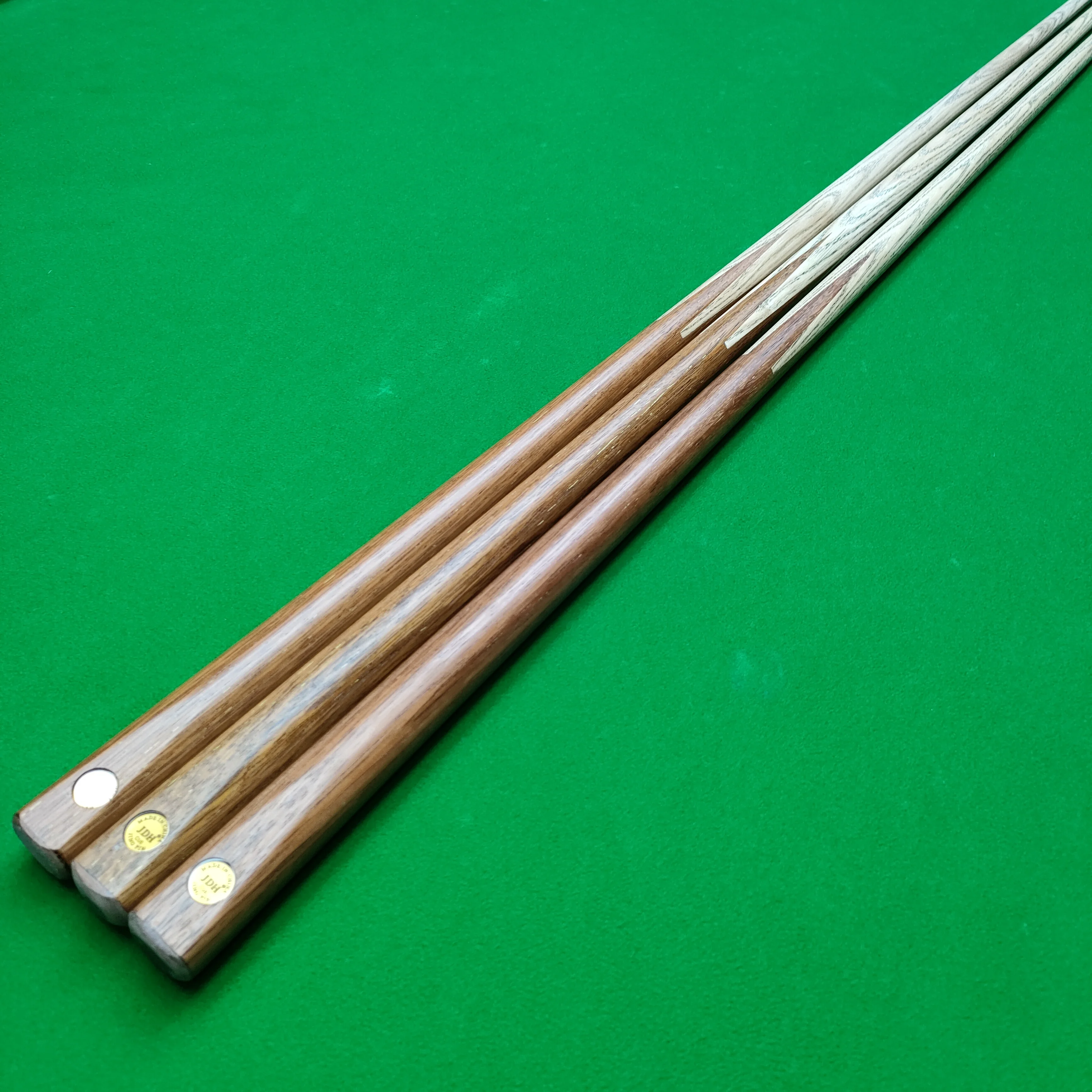 Factory Wholesale Economica Ashwood Snooker & Billiard Cues House Pool