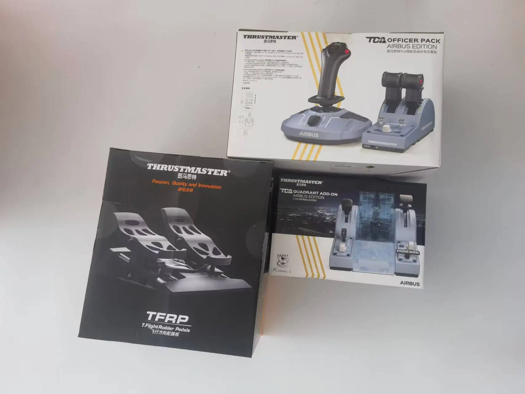 Flight Rudder Pedal Thrustmaster TCA Airbus Version A320 Navigation ...