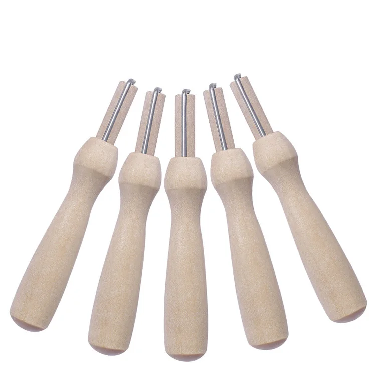Wool felt needle
