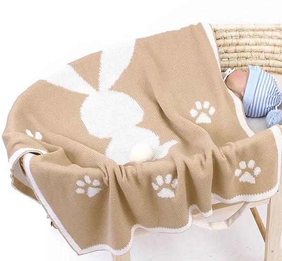New hot selling knitted cotton blanket a good partner for baby sleeping soft and light baby blanket outdoor windproof blanket