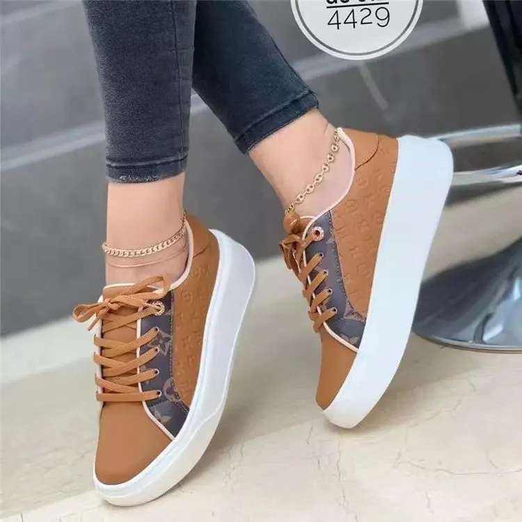 2024 Spring New Letter Lacing Thick Sole Running Color Block Fashion   He7c939e642e847e6baae8c776f9543c8M 