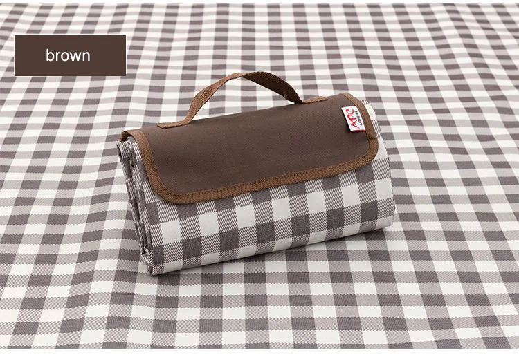Wholesale waterproof beach picnic blanket oxford foldable beach mat for hiking