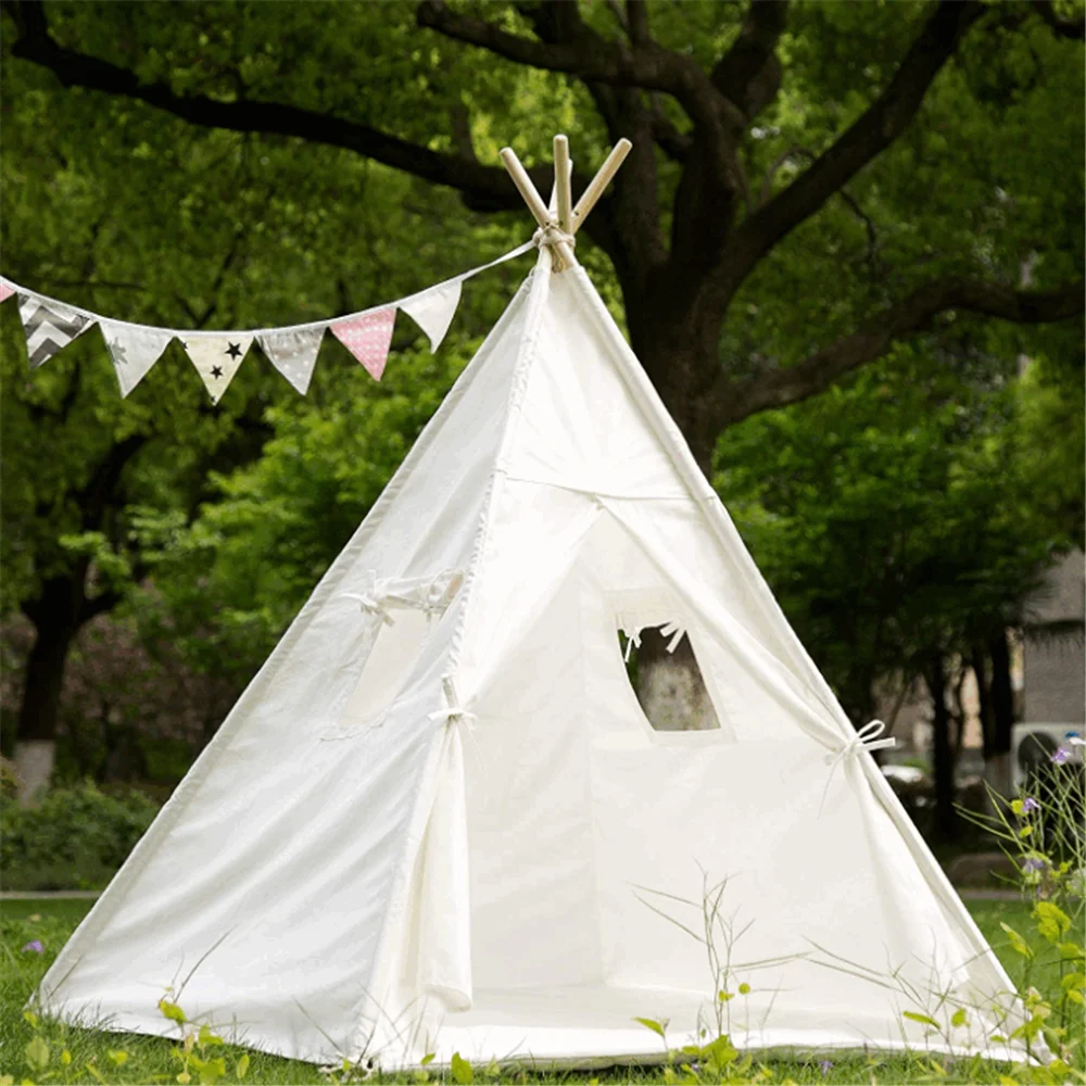 Classic artfully processed white cotton canvas large indoor/outdoor wood best selling house kids tent