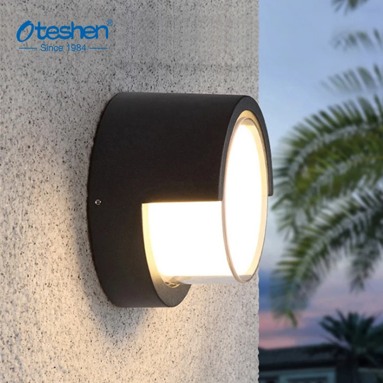 2020 Oteshen Unique design IP65  outdoor PC led wall light