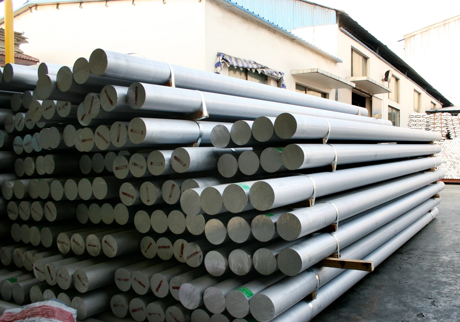 铝工业型材/juki 工业缝纫机