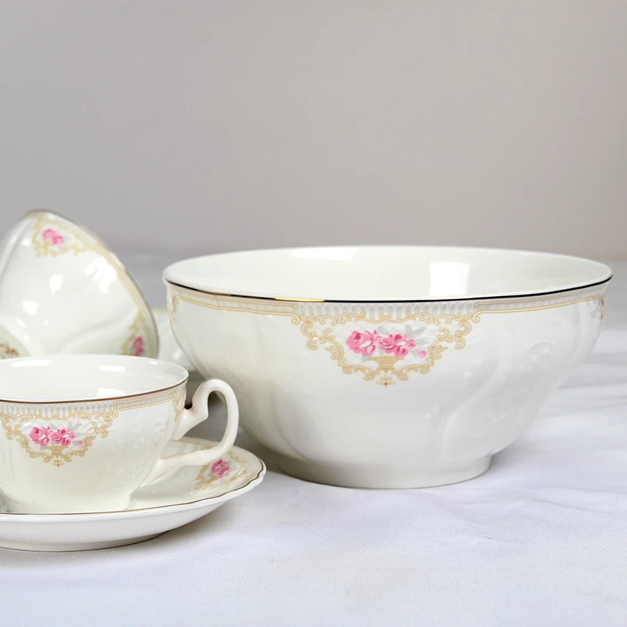 Wholesale Novelty Bone China Dinner Set Ceramic Tableware Dinnerware