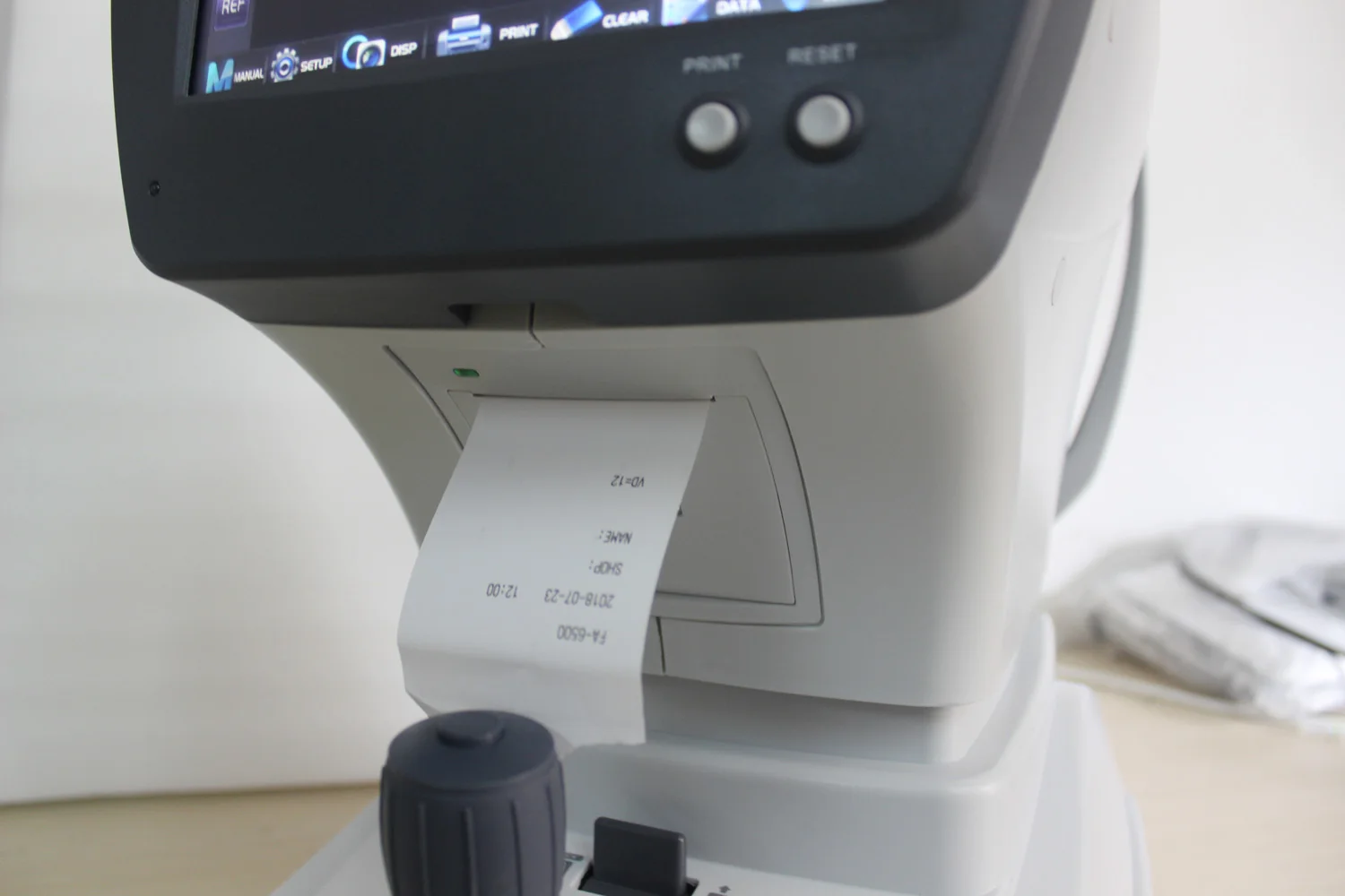 Ce Approved High Quality Auto Ophthalmic Refractometer For Hospital