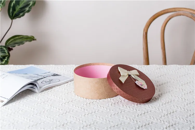 Good quality different sizes bulk craft packaging paper gift box round gift boxes  .jpg