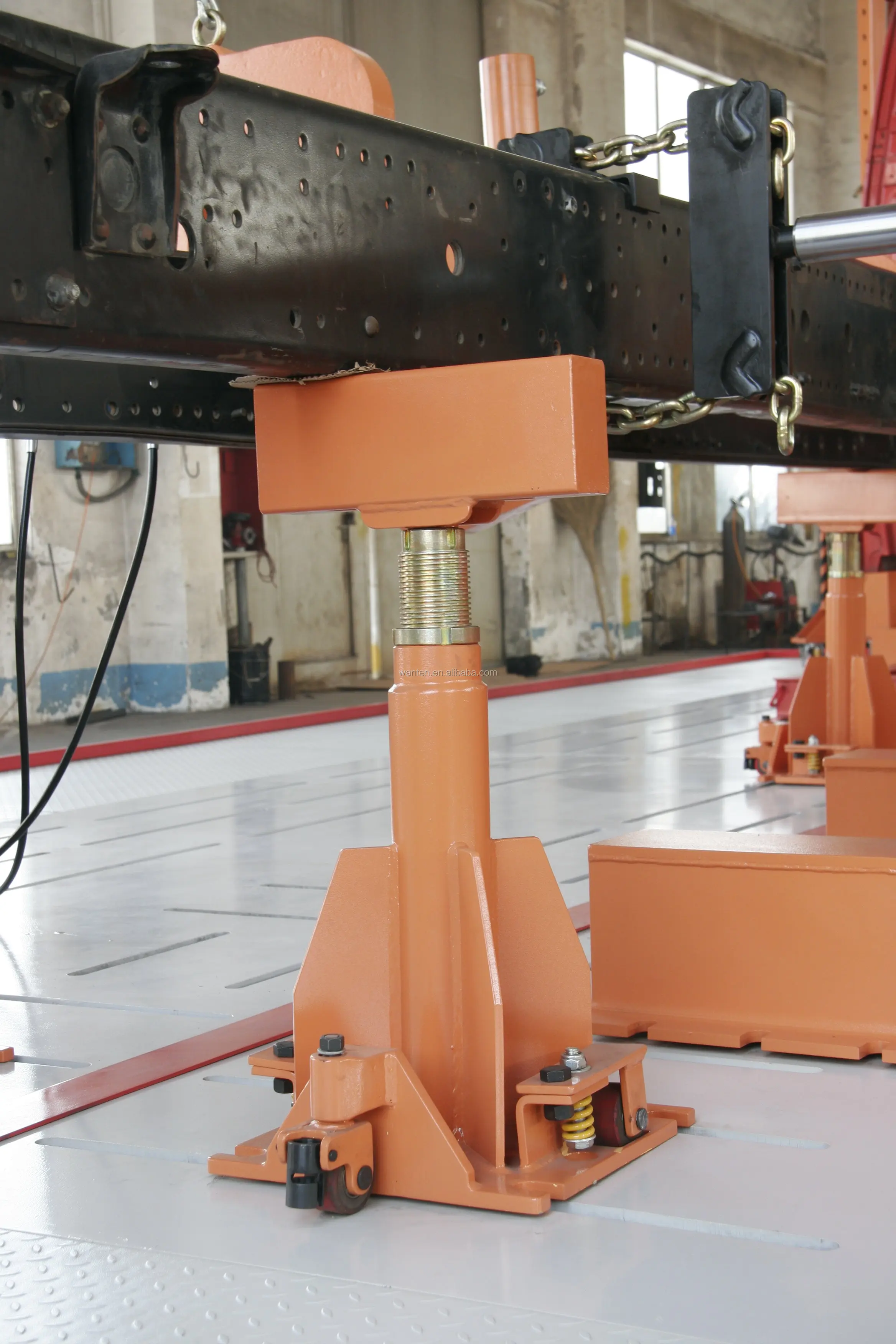 Heavy Truck Chassis Straightening Machine Semi Truck Frame Repair