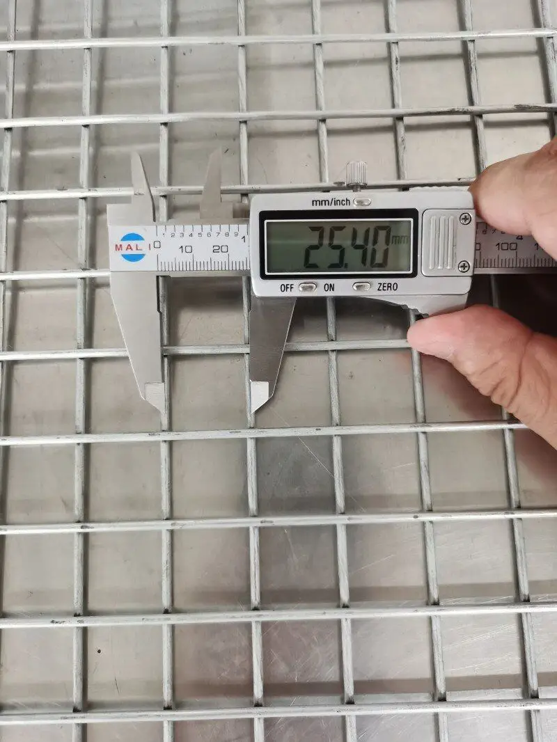 Garden Zone Poultry Netting 1'' Galvanized Wire Mesh Grid Panels