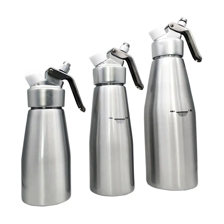 
fast delivery wholesale 250ml / 500ml / 1000ml cream whipper dispenser with 3 nozzles 