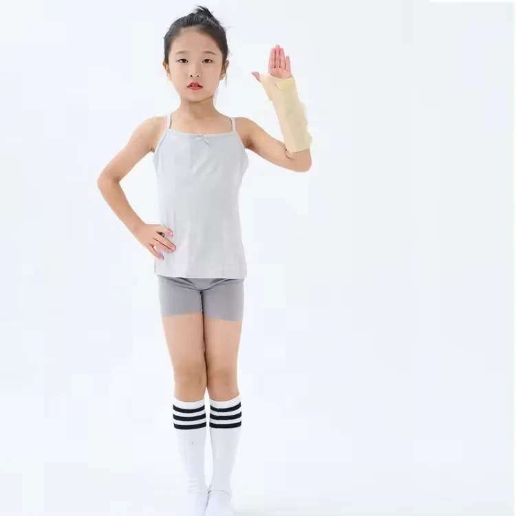 Children's Neoprene Wrist Support Brace Hand Thumb Carpal Splint for Kids manufacture