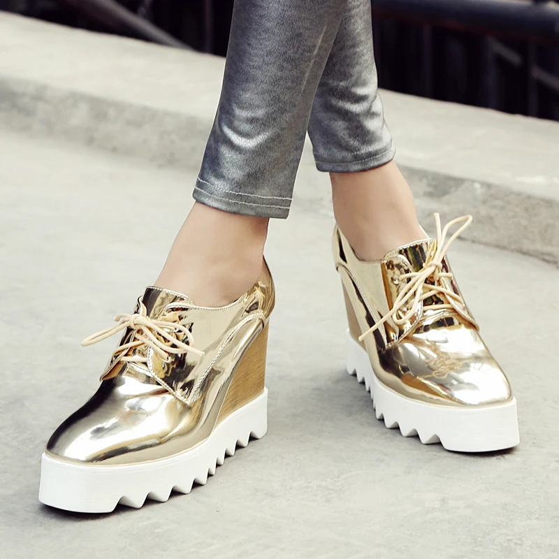 Fashionable Bright Glossy Lace-Up Anti-Slip Wedges for Ladies Single Shoes