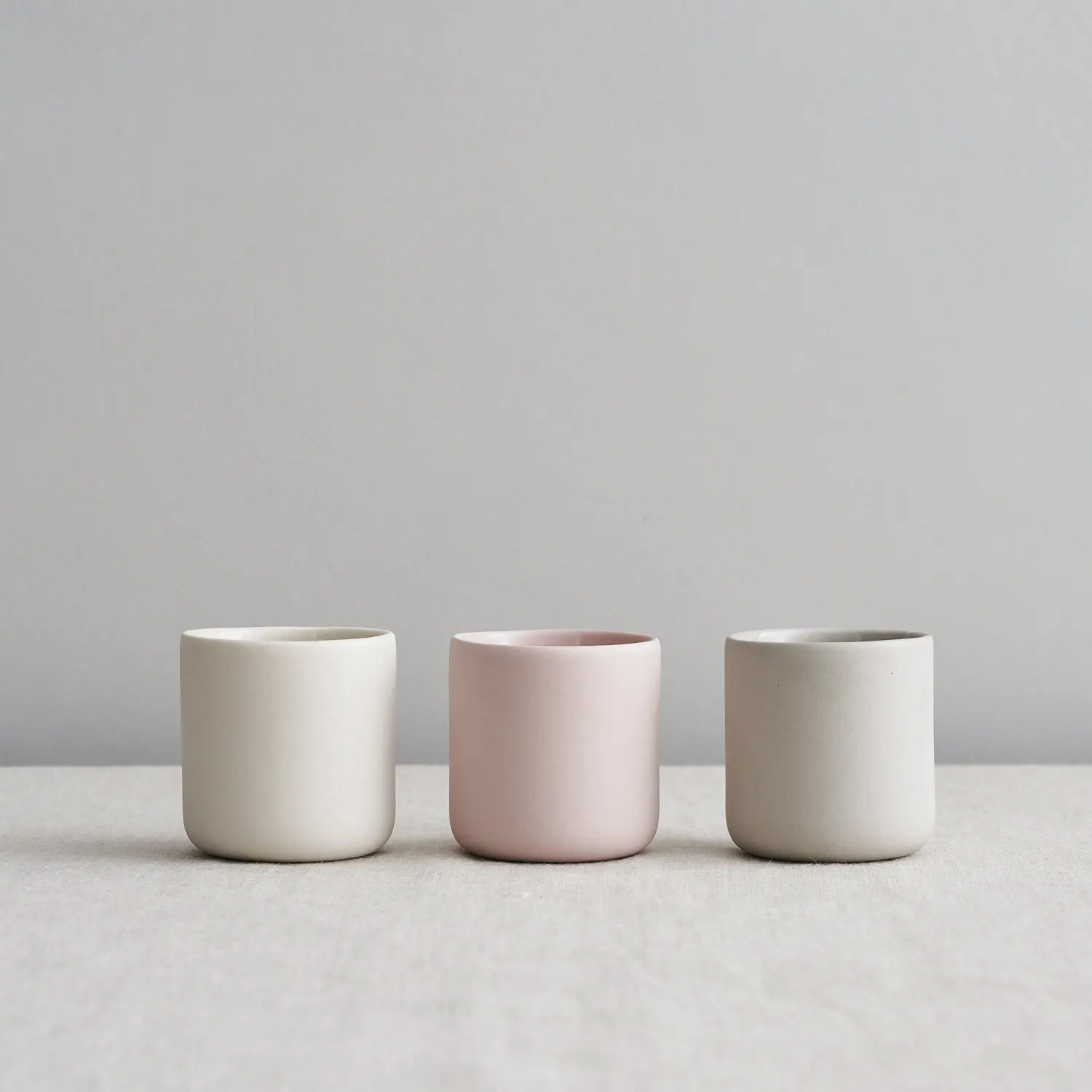 wholesale matte multi-colored wedding home decor candle cup container ceramic empty candle jars without lid .jpg