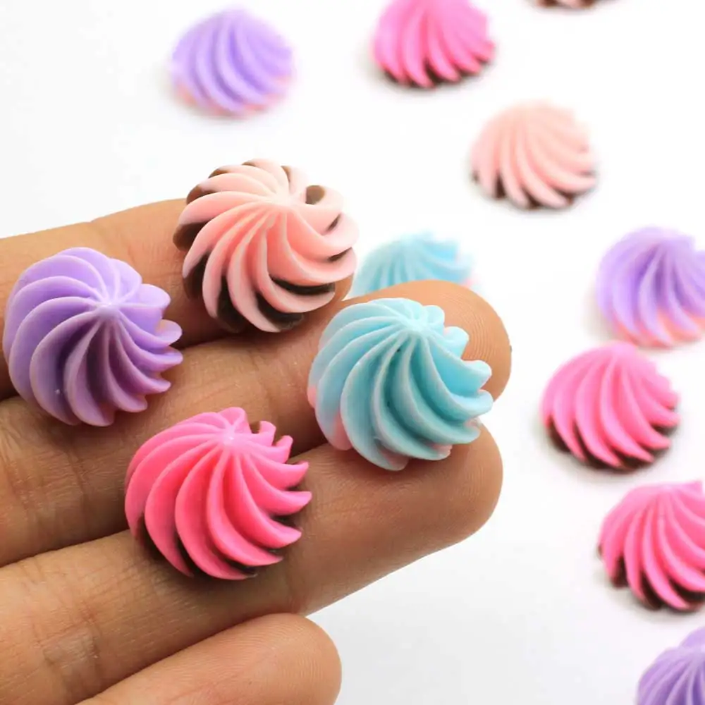 2020 Newest Small Meringue Kisses Kasaii Resin Flatback Meringues