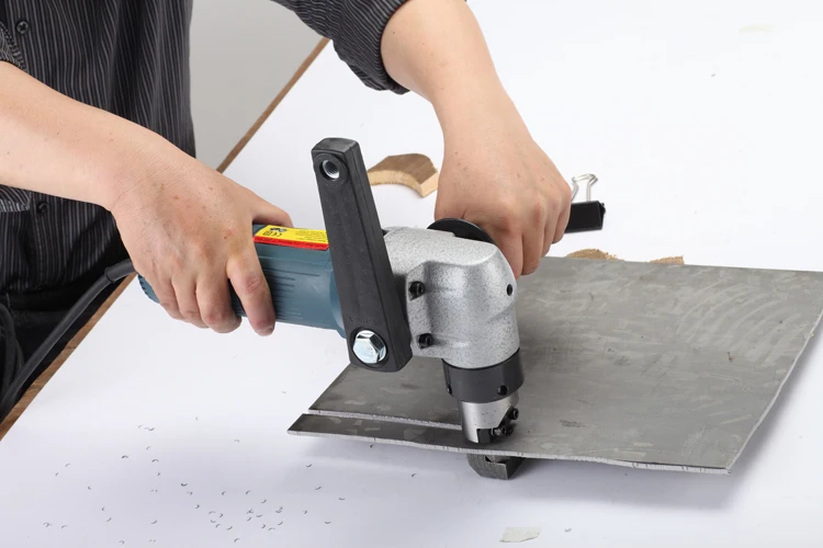 1.8mm Plate Cutting Nibbler 18v Cordless Metal Nibbler Metal Shear