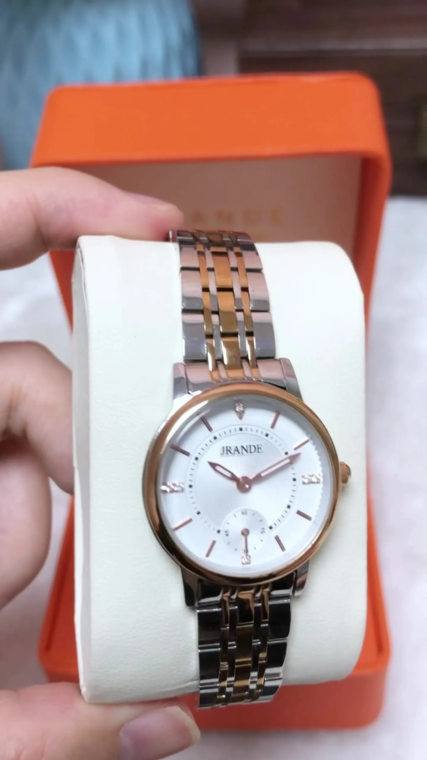 JRANDE H9722L-G Fashion Ladies' Quartz Watch - Stainless Steel Band