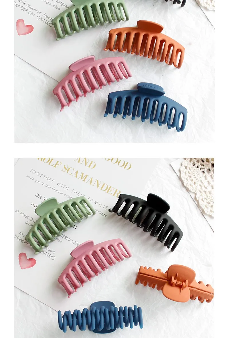 Yucat Wholesale Women 11cm Large Hair Claw Matte Plastic Hair Accessories Simple Candy Color Acrylic Hair Clips For Girls.jpg
