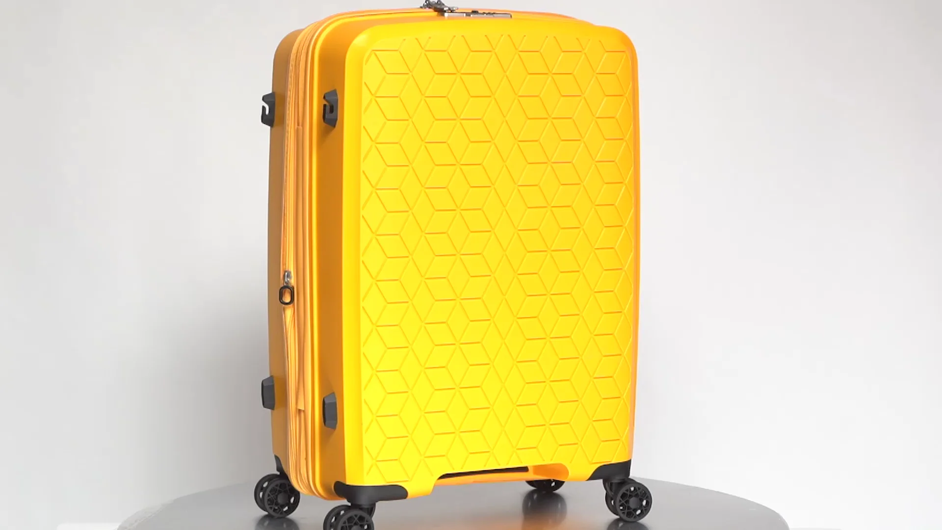 Verage Durable Hardside Pp Spinner 