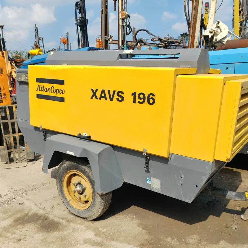 Atlas XAVS 196 Used Diesel Air Compressor 13bar 400 CFM Deutz