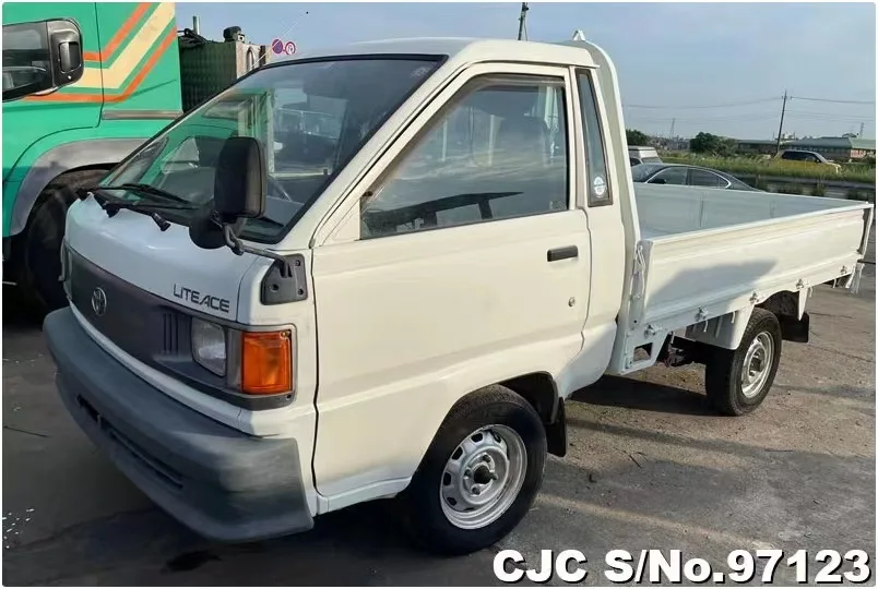 Toyot  Liteace Truck Corner Lamp ,year 1987-1995 manufacture