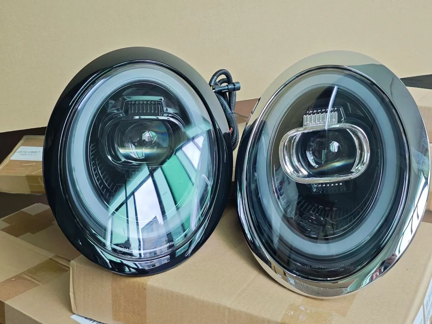 Emark Approved LED R50 JCW Headlight for 2001-2006 Mini Cooper R50 R53 12V White for BMW MINI R50 R52 R53 Front Lamp manufacture