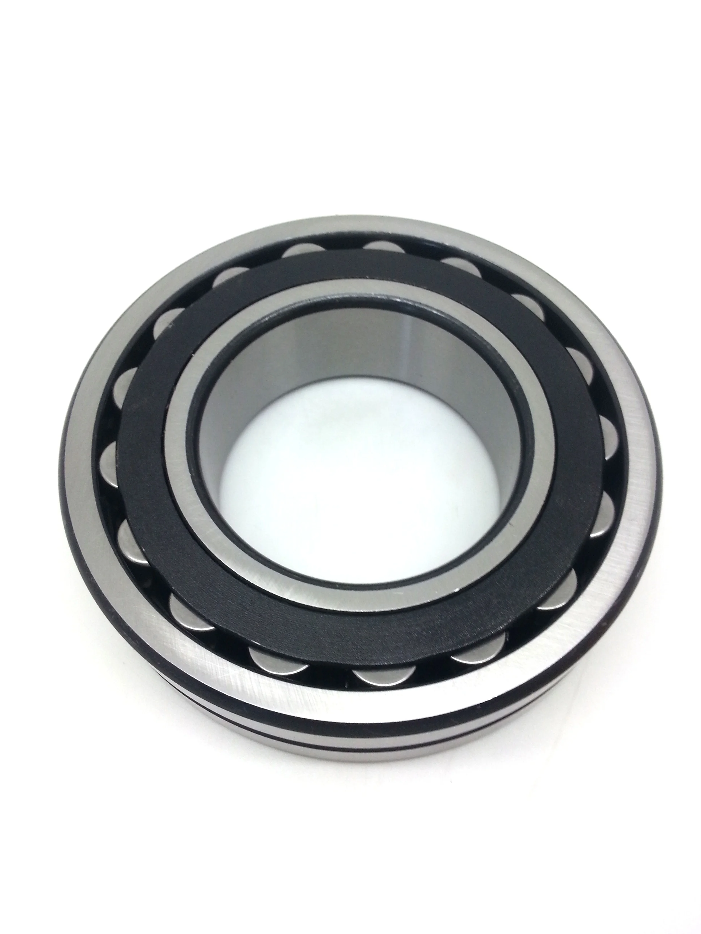 球形成外圈滚道可以自对准,可调整的 之间的挠曲轴和轴承座孔