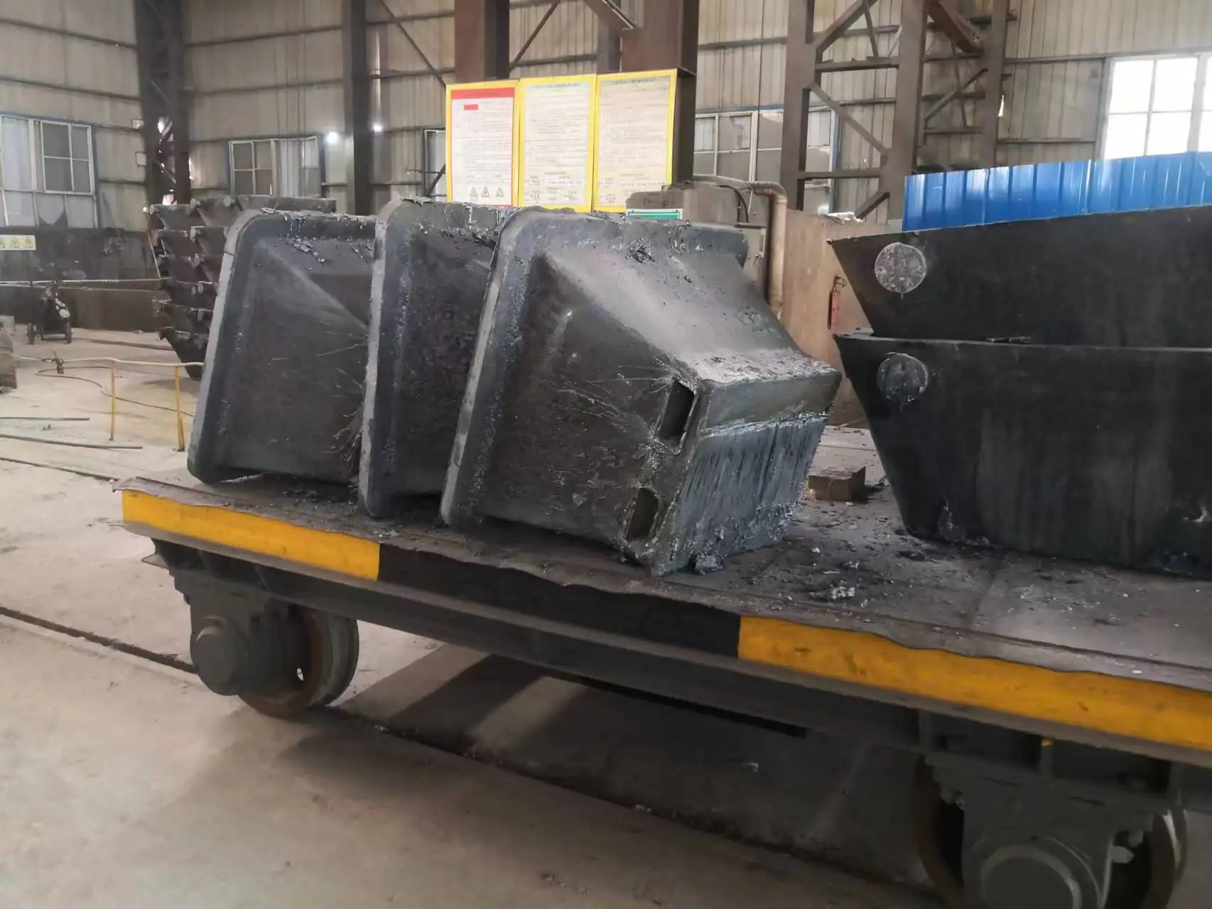 Customized 2t Crude Copper Ingot Molds With Forklift Hole Metal Casting