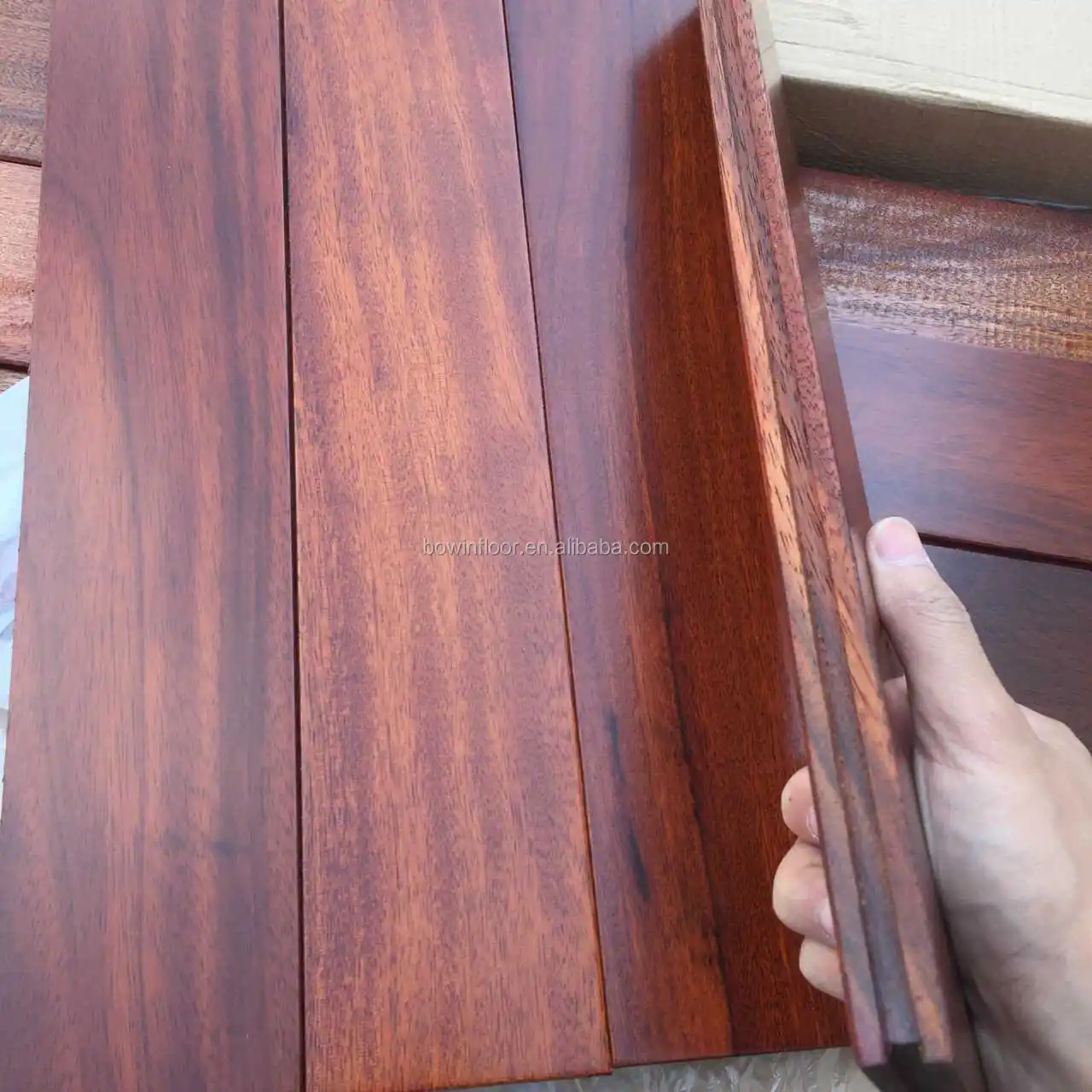 iroko floor (16).jpg